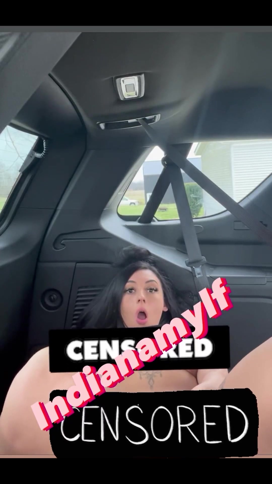 Indiana Mylf  Onlyfans – Masturbate On Car