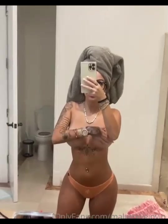 Malu Trevejo Onlyfans  – Nude Big Boobs In Mirror