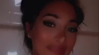 Scarlet Vas  Onlyfans – Nude In Bathtub