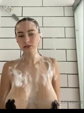 Cece Rosee  Onlyfans – Big Boobs In Bathtub Porn