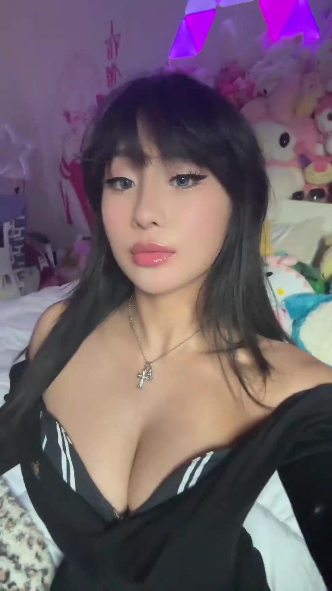 Kittynobi (@Tiffanobi ) Onlyfans s – Erotic Videos