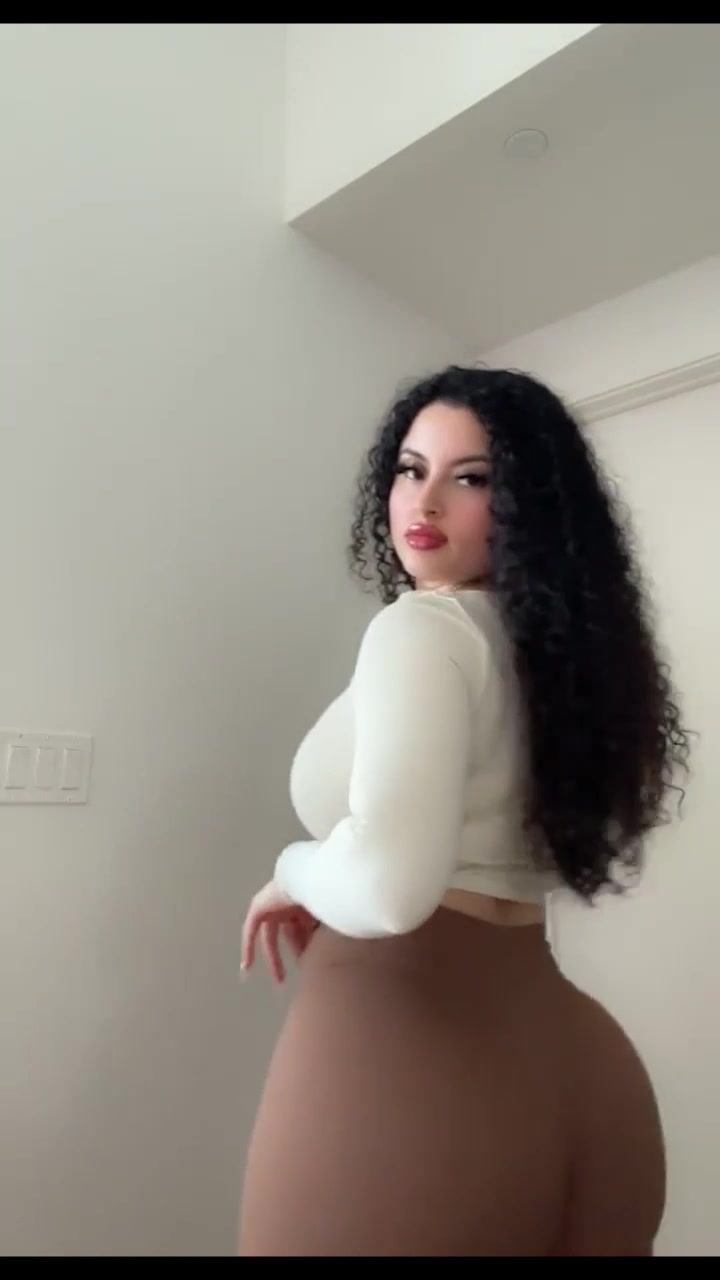 Siarlyxo Onlyfans  – Jumbo Booty