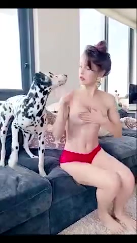 Amanda Cerny s Onlyfans – Toppless Very Lewd