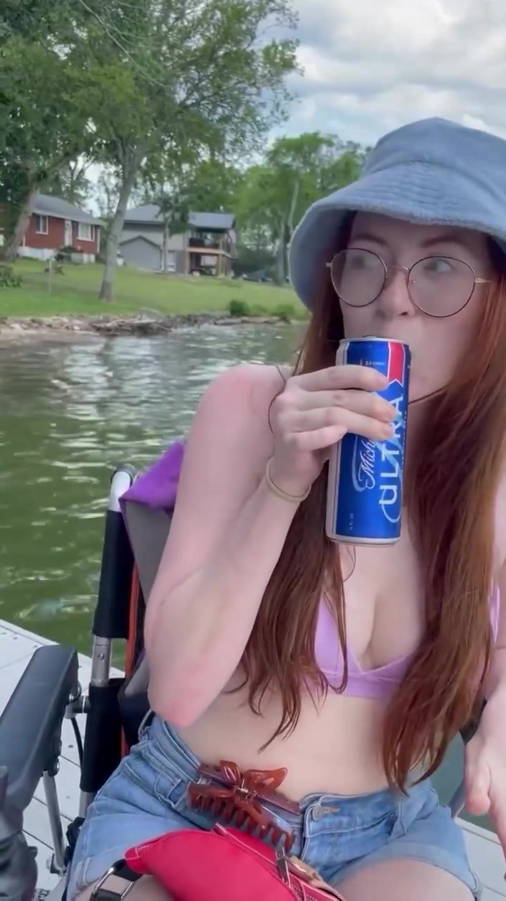 Fiona Cauley s Onlyfans Shower Body Outdoor